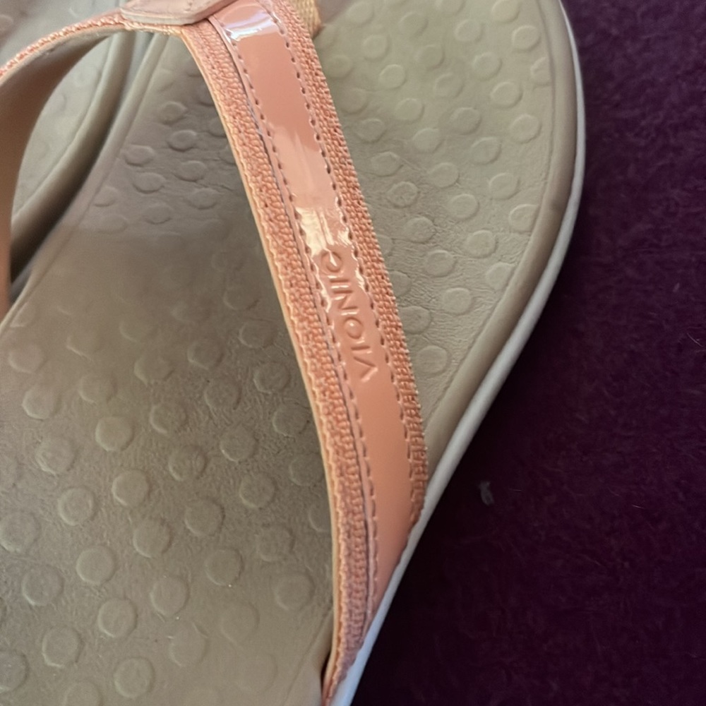 Vionic Tide flip flop apricot sandal peach blush - Picture 7 of 11
